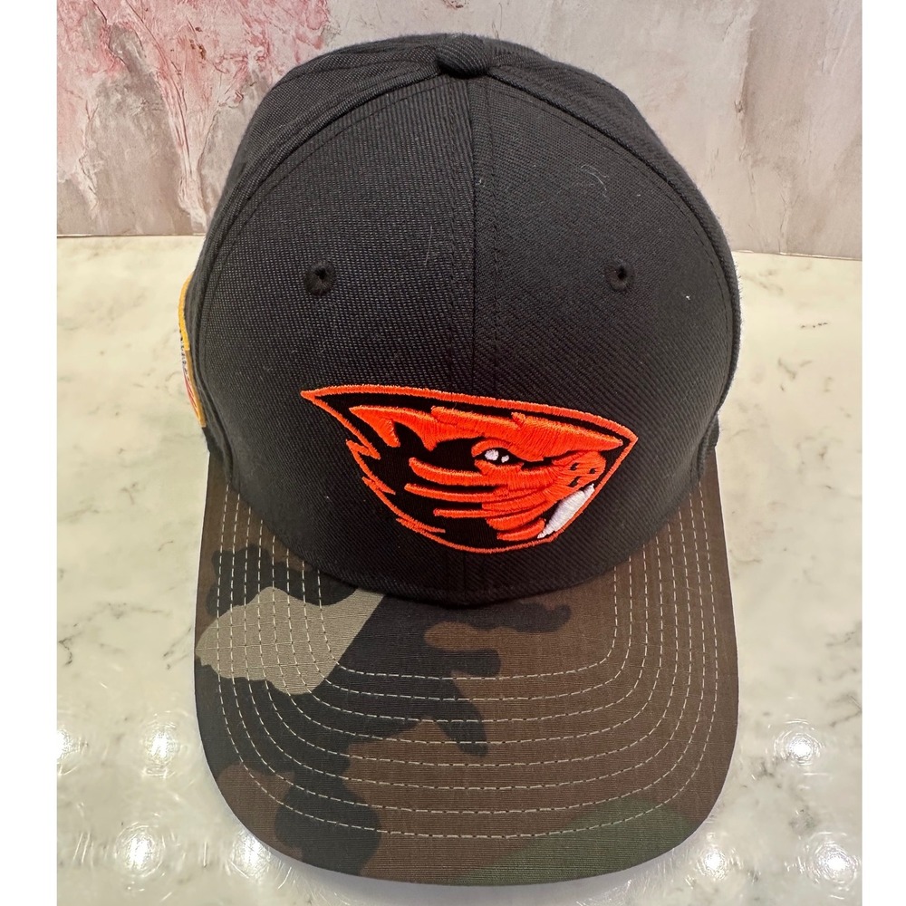 Nike Oregon State Beavers Hat Mens SM Black Camo Dri-FIT On-Field Rise Cap OSU